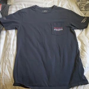 Vineyard Vines T Shirt - Boston Wicked Strong